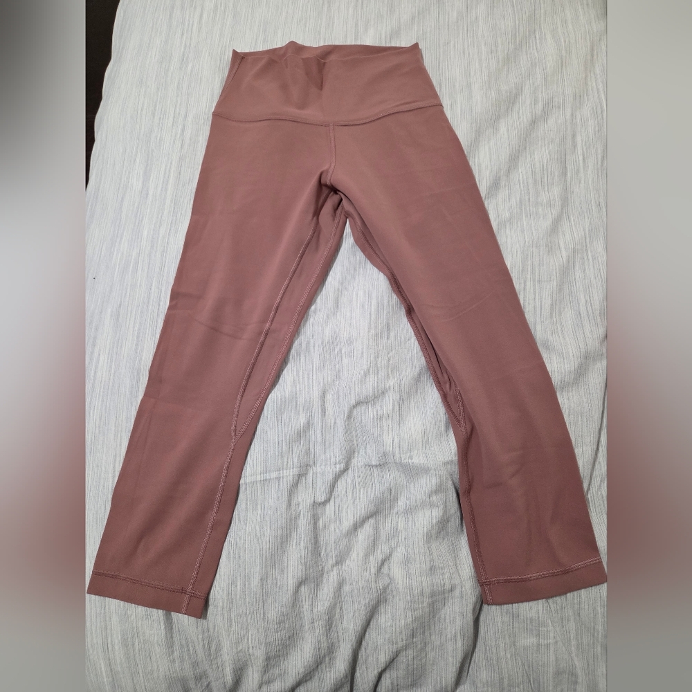Lululemon Align Cropped